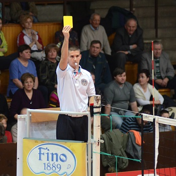 23 Net Violations In Volleyball And The Rules Behind Them – Better At  Volleyball